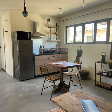 Studio Dans Les Alpilles Apartment Fontvieille Exterior photo